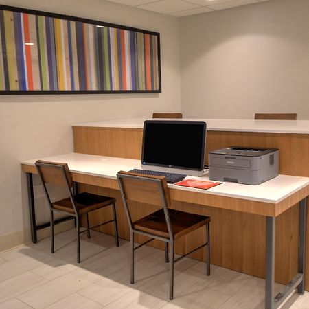Holiday Inn Express Rochelle By Ihg Exterior foto